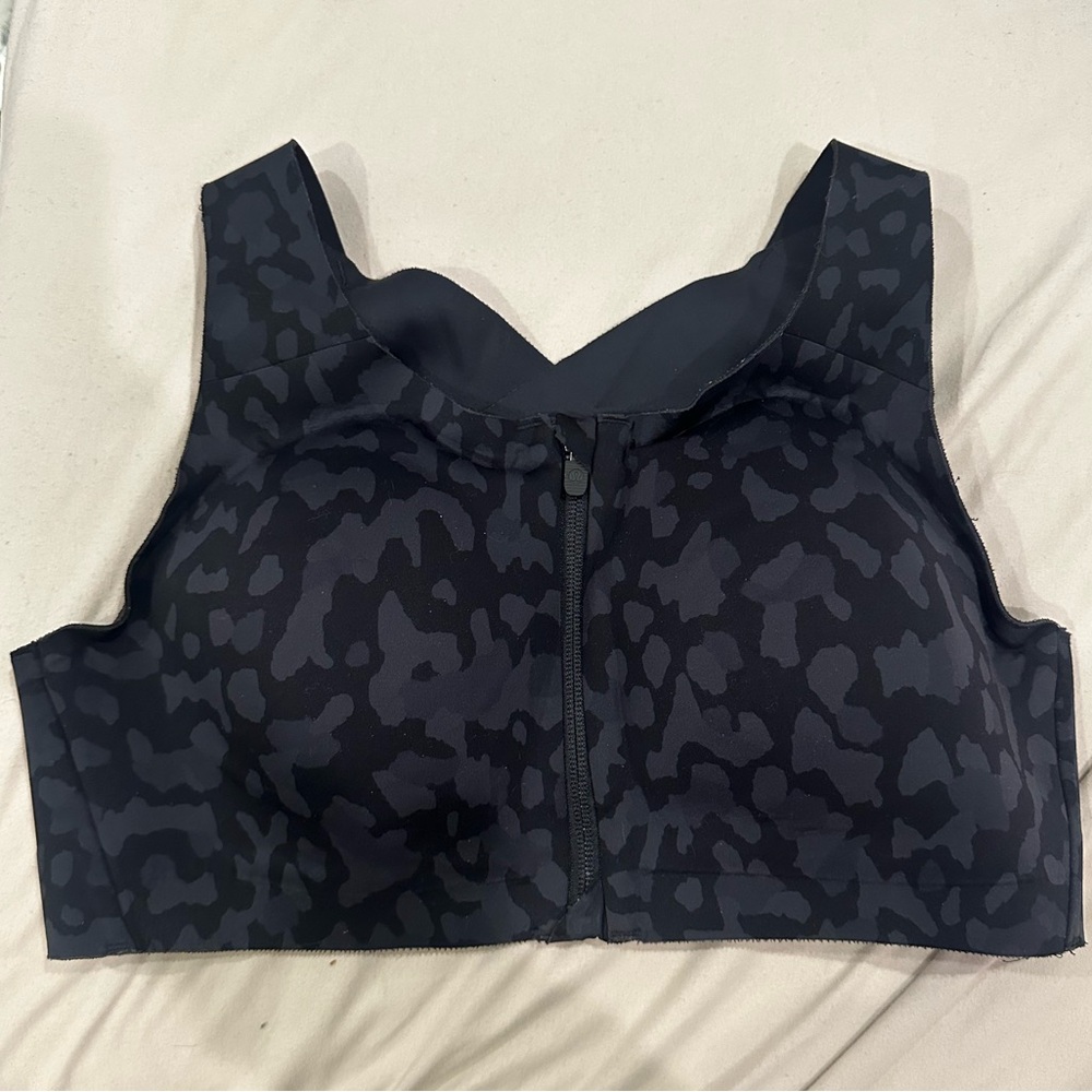 Lululemon Enlite Zip Front Bra - Size 36D
